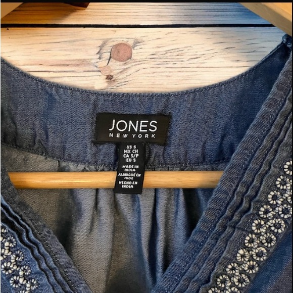 2/$30 Jones New York Sleeveless V-Neck Stitching High-Low Blouse SZ S Breathable - Picture 5 of 7